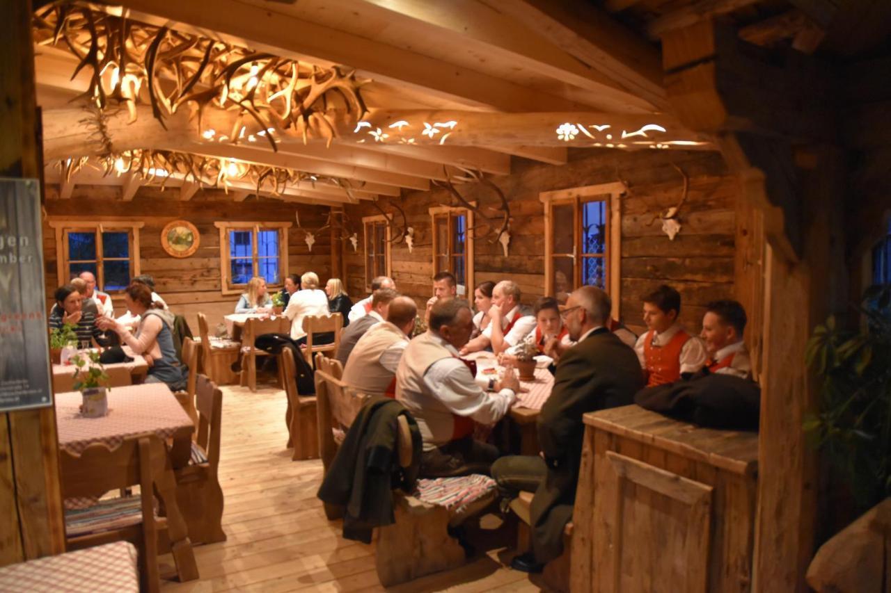Gasthof Zacherlbraeu Fusch an der Glocknerstraße Zewnętrze zdjęcie